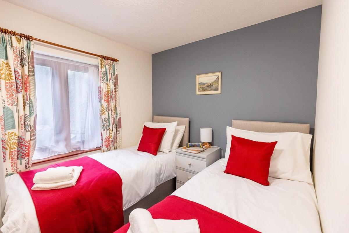 Katherines Court - Spacious Apartment With Rolling Hill Views Kendal Exteriér fotografie