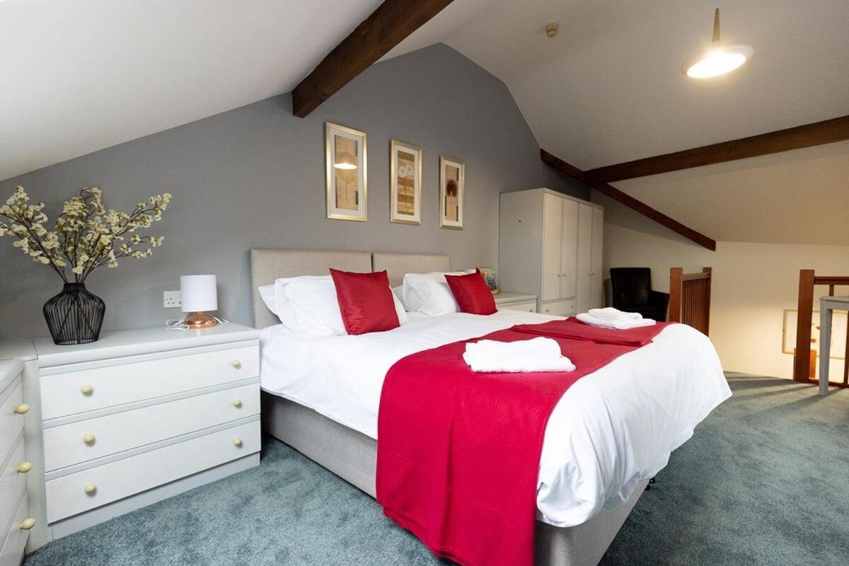 Katherines Court - Spacious Apartment With Rolling Hill Views Kendal Exteriér fotografie